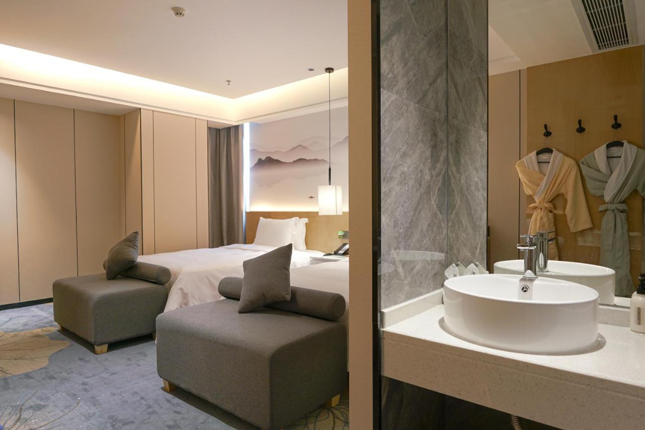 Paco Hotel Shenzhen Luohu Port エクステリア 写真