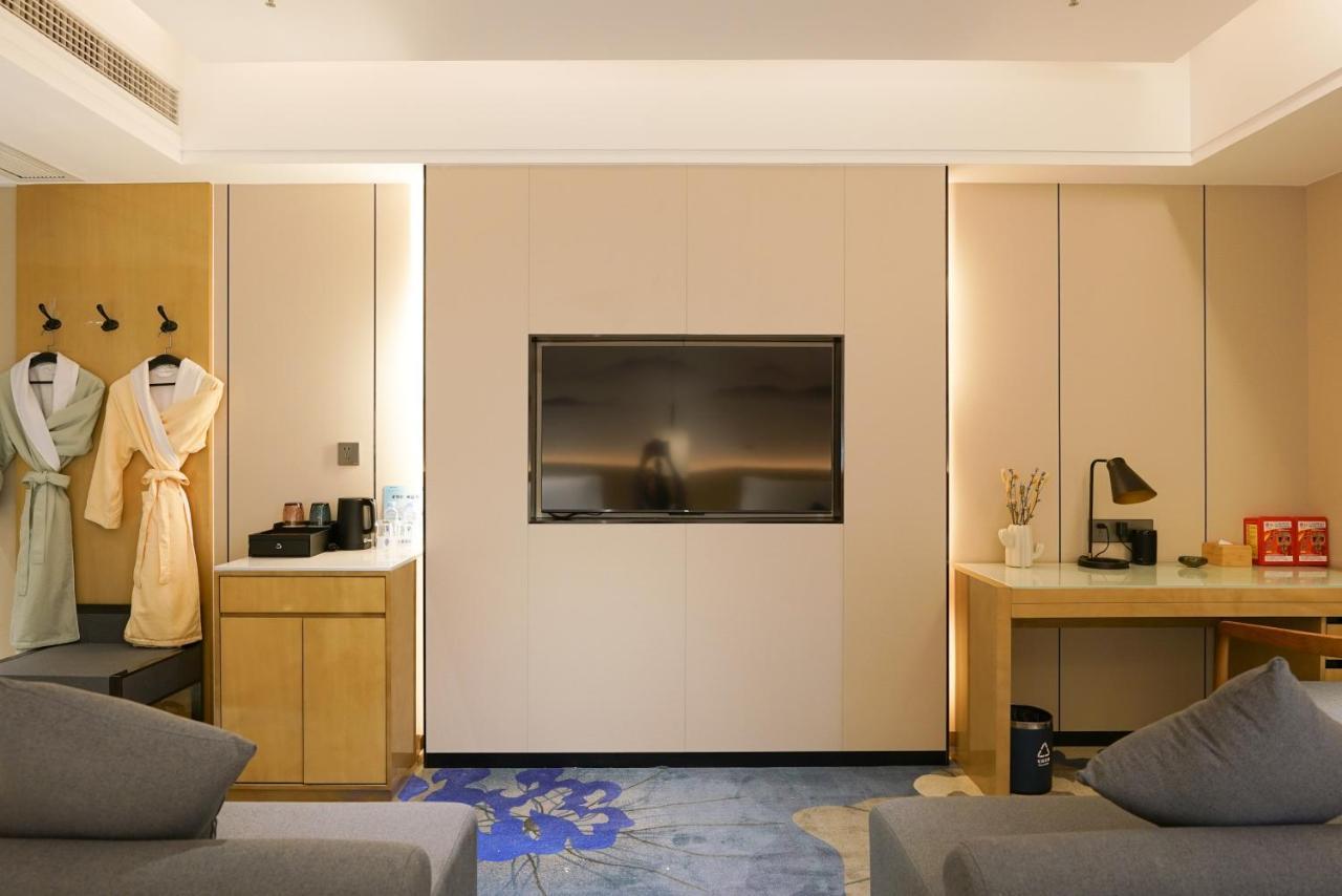 Paco Hotel Shenzhen Luohu Port エクステリア 写真