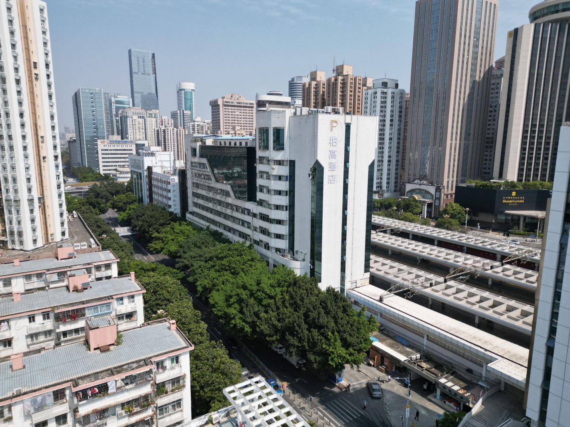 Paco Hotel Shenzhen Luohu Port エクステリア 写真