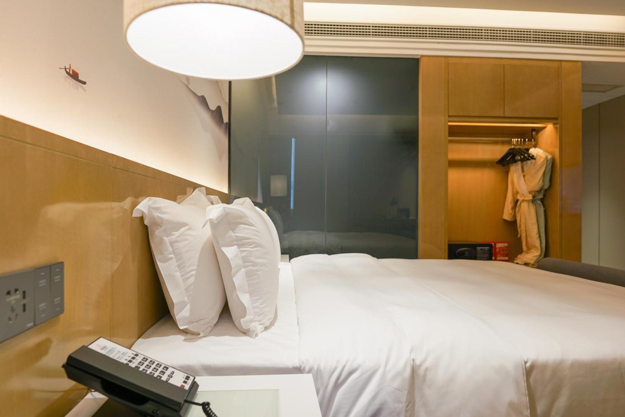 Paco Hotel Shenzhen Luohu Port エクステリア 写真
