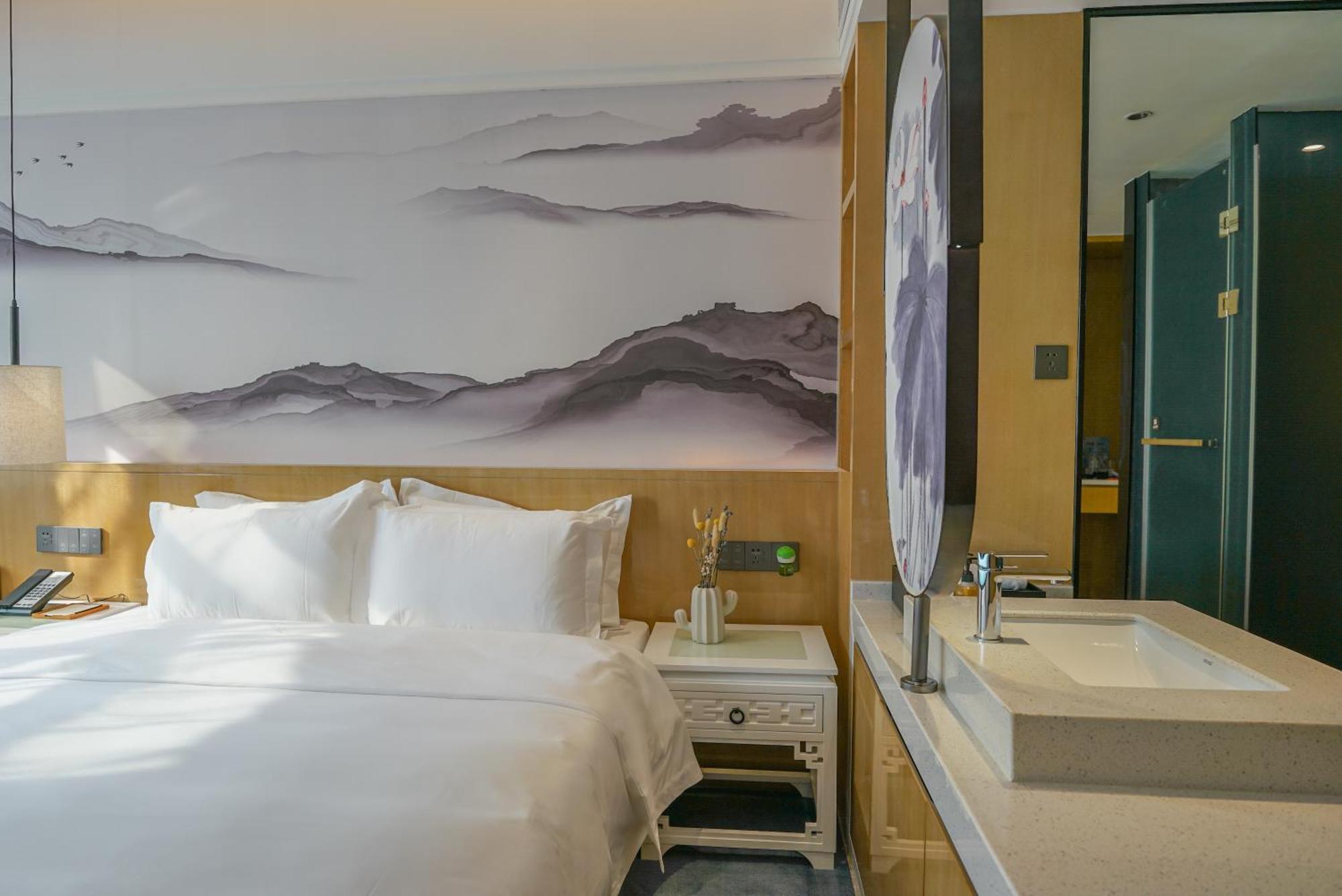 Paco Hotel Shenzhen Luohu Port エクステリア 写真
