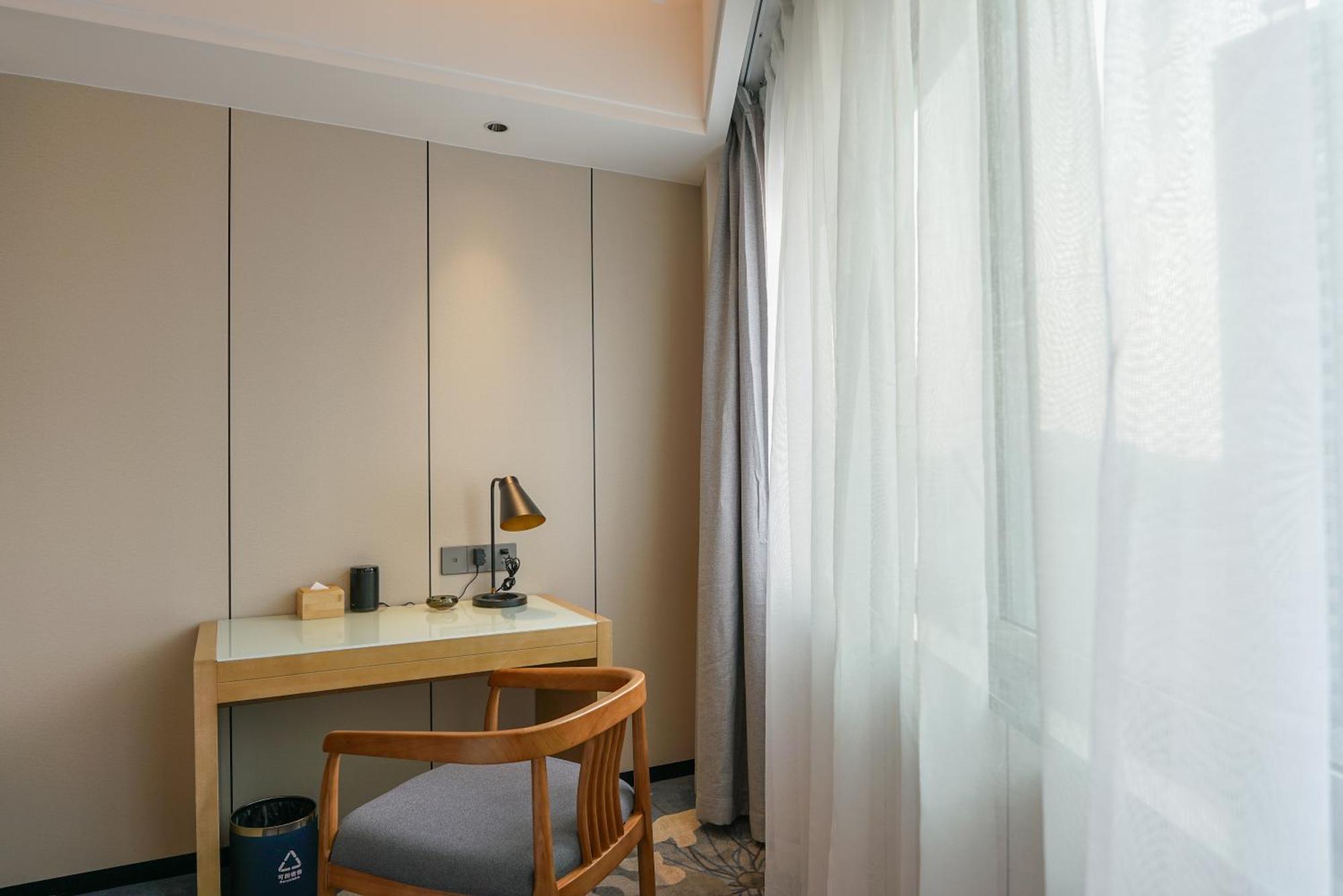 Paco Hotel Shenzhen Luohu Port エクステリア 写真
