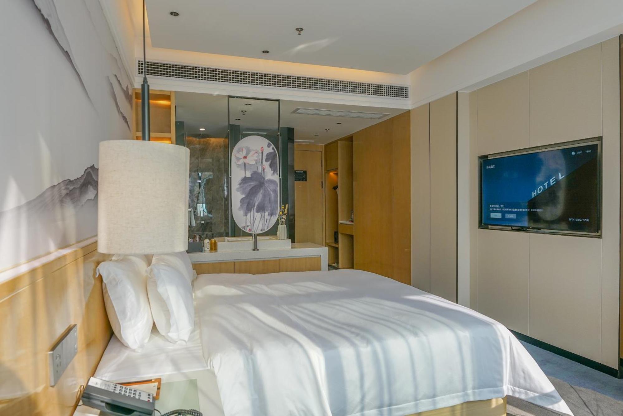 Paco Hotel Shenzhen Luohu Port エクステリア 写真