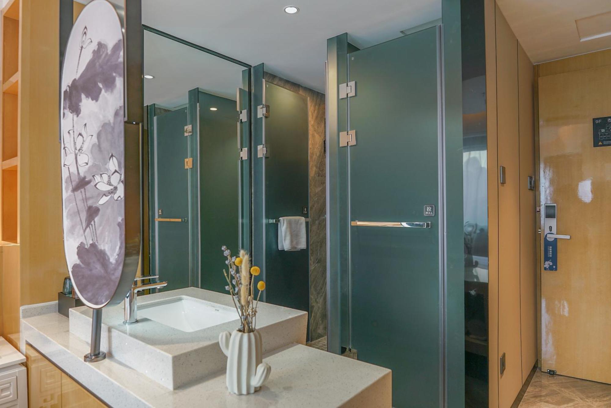 Paco Hotel Shenzhen Luohu Port エクステリア 写真